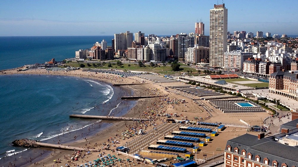 Mar del Plata recibe el último fin de semana largo de 2025.