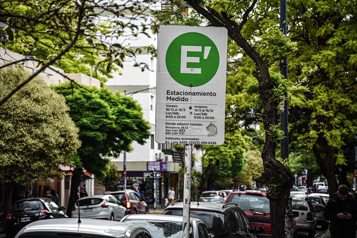 Cómo va a funcionar el estacionamiento medido en el centro de Mar del Plata durante el verano.