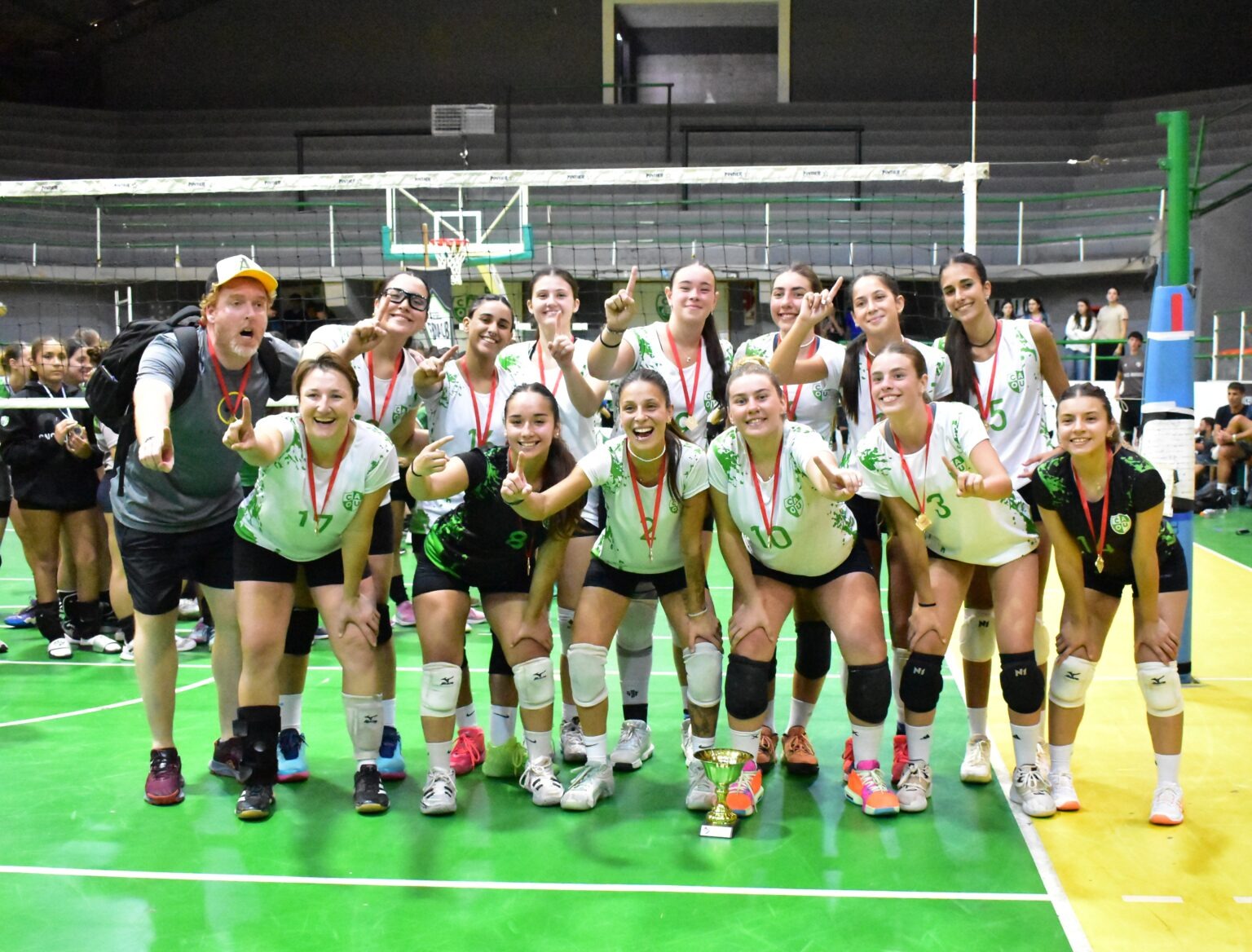 Once Unidos vuelve al plano nacional y jugará la Liga Federal de vóley.