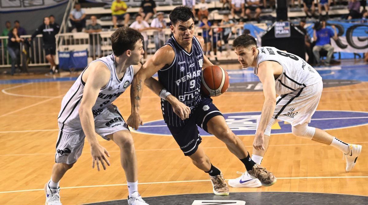 Peñarol se hizo fuerte y superó a Olímpico.