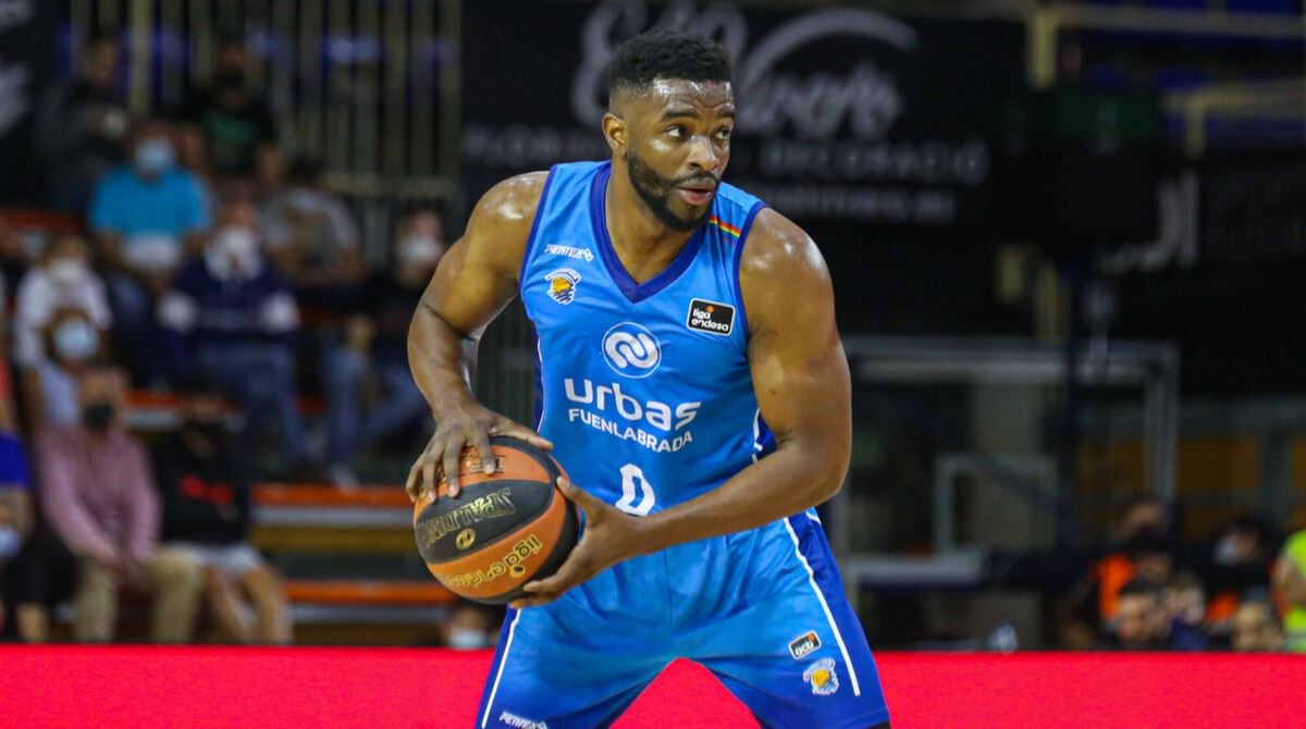 Peñarol mueve fichas: cortó a Hoover y sumó a Sean Armand para la recta final.