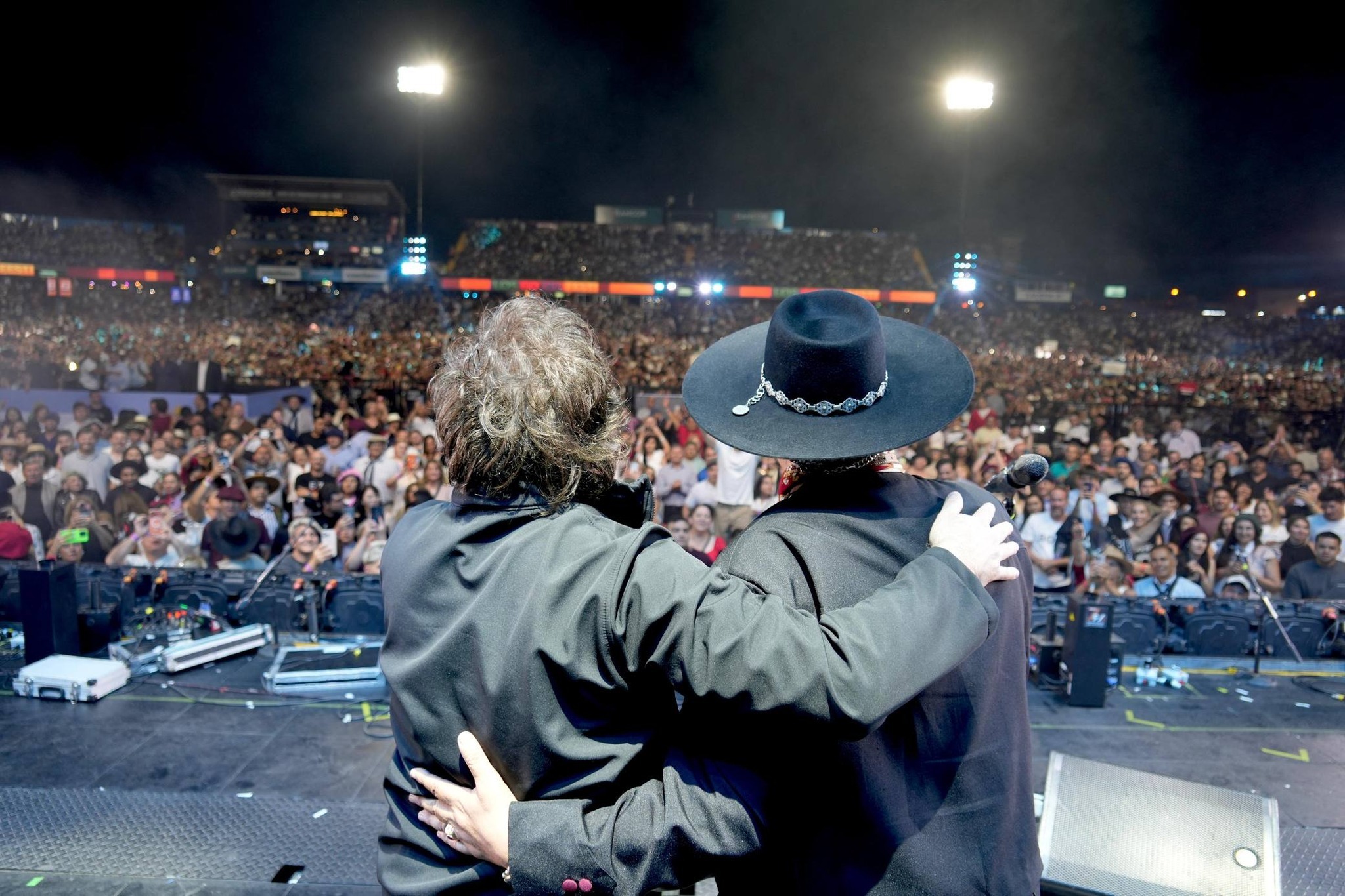 Amor salvaje: ¿fanatismo o supervivencia en el desorden global?