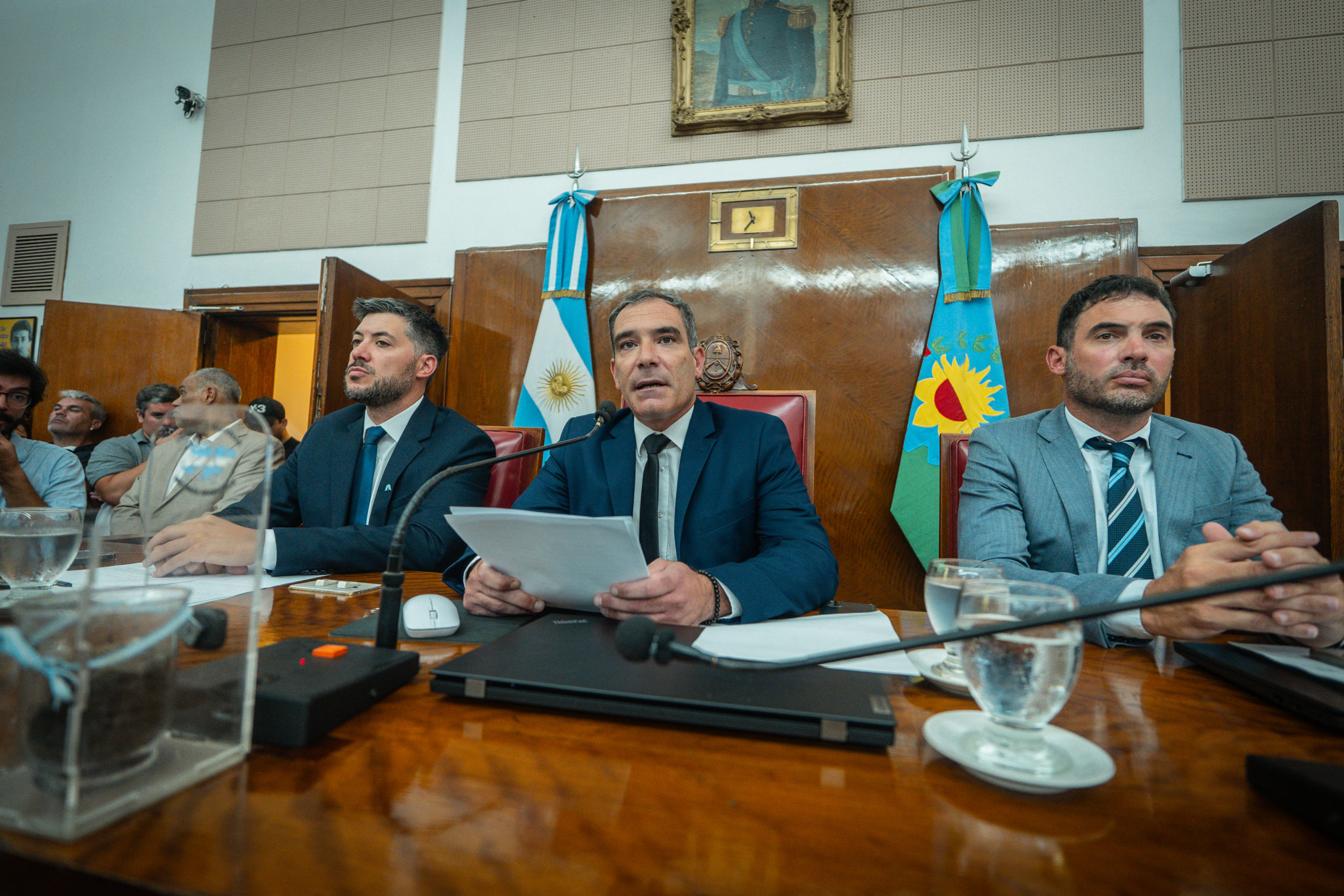 En la apertura de sesiones, Neme dejó claro que planea seguir el camino de Montenegro.