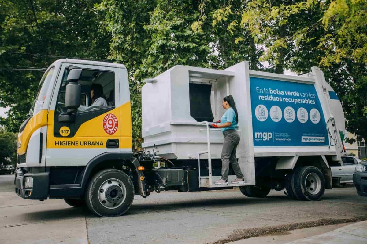 Presupuesto 2026: nuevo contrato millonario para la 9 de Julio pero la ciudad está cada vez más sucia