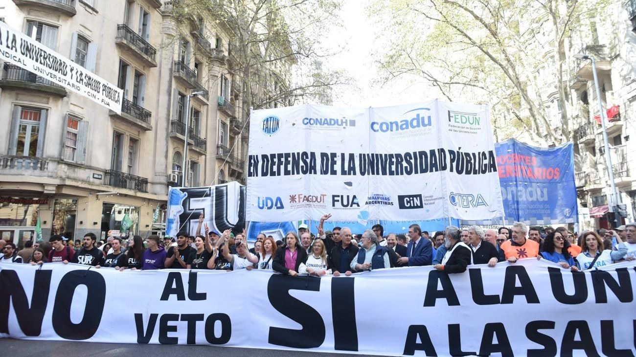 La Justicia ordena nuevamente a Milei a cumplir con el financiamiento universitario.