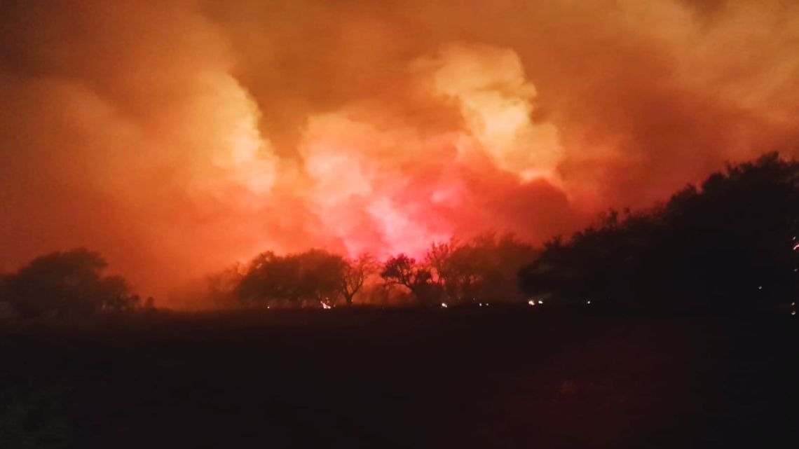 Incendio controlado: se quemaron más de 200 hectáreas en La Serranita y El Marquesado.
