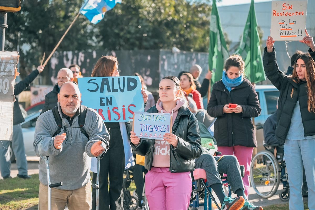 Recortes de hasta un 40% en las residencias afectan al Inareps y hospitales nacionales.