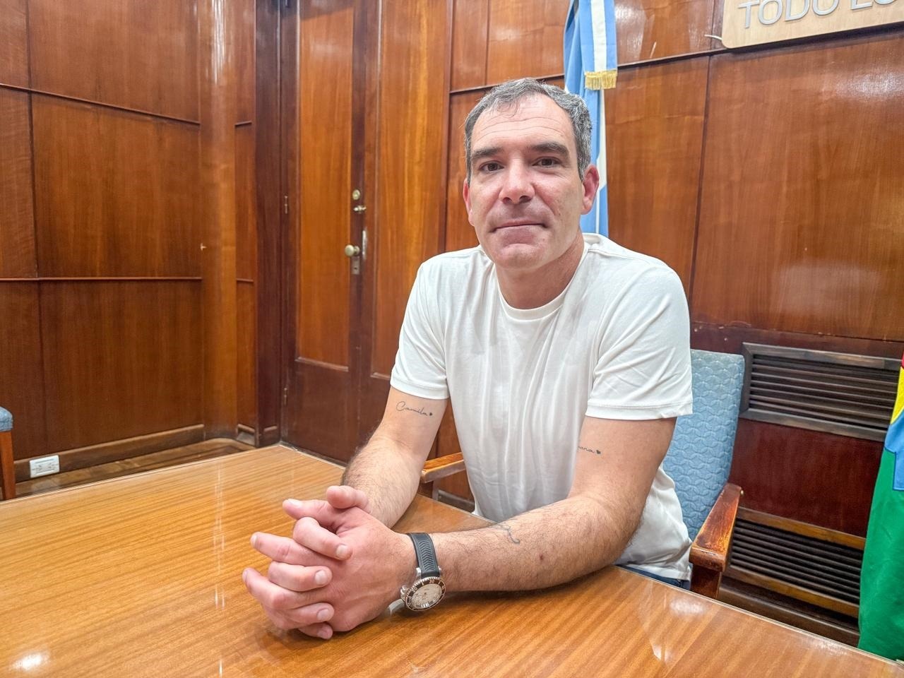 Zona Fría: Neme respaldó el recorte de Milei y quedó enfrentado al consenso político local.