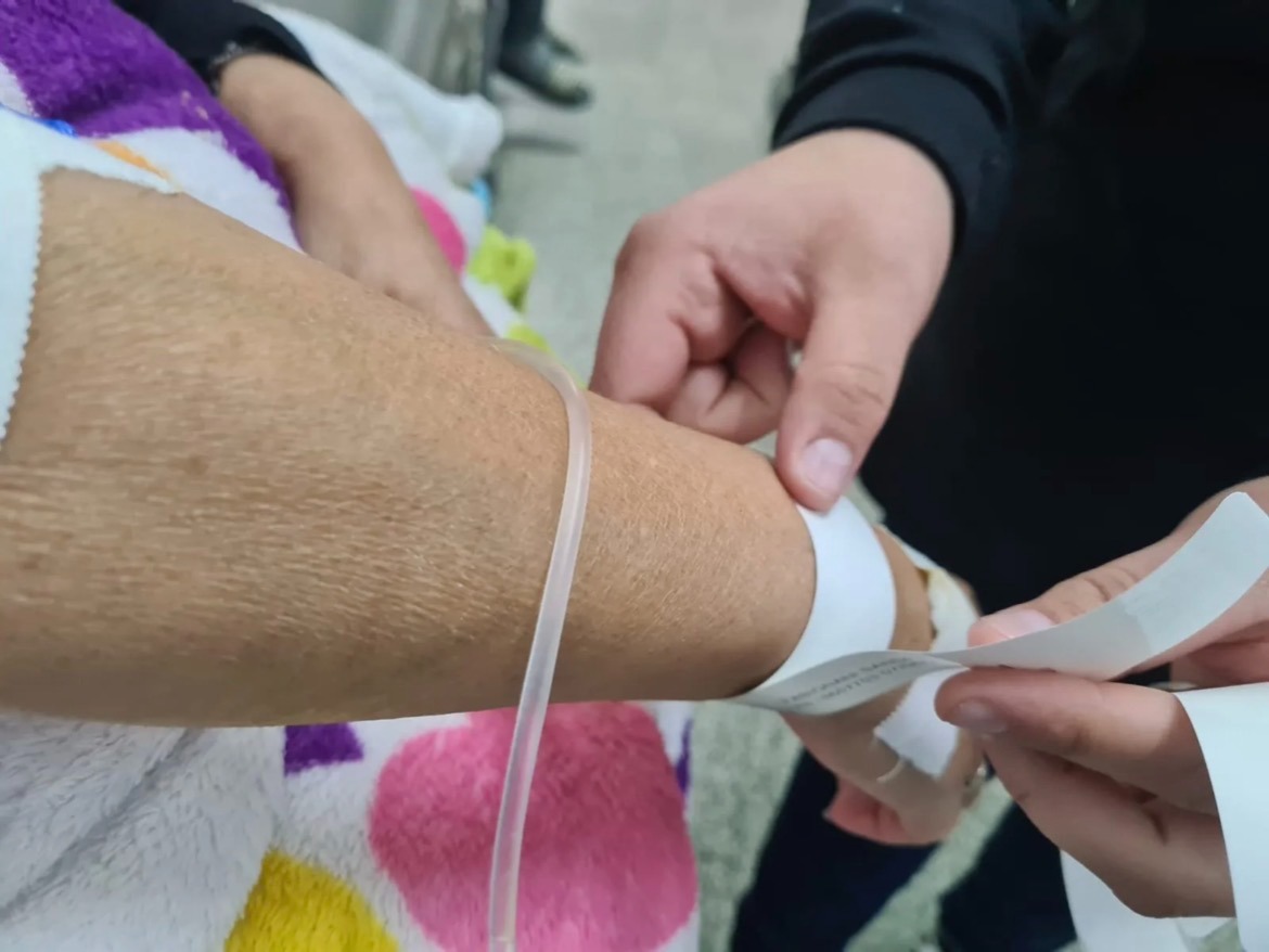El HIGA incorpora pulseras de identificación y refuerza la seguridad en la atención de los pacientes.