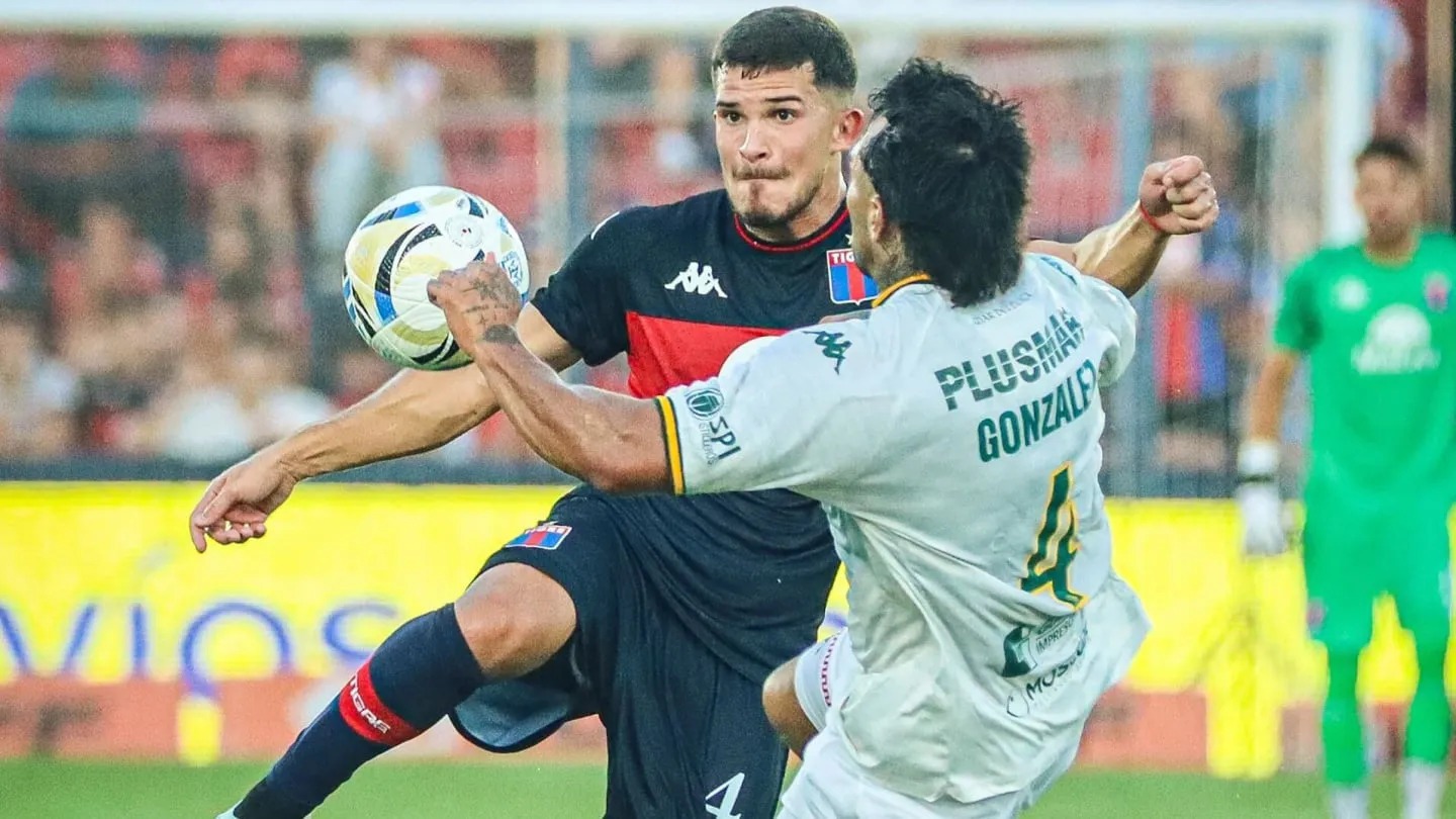 Aldosivi recibe a Tigre con la obligación de ganar.