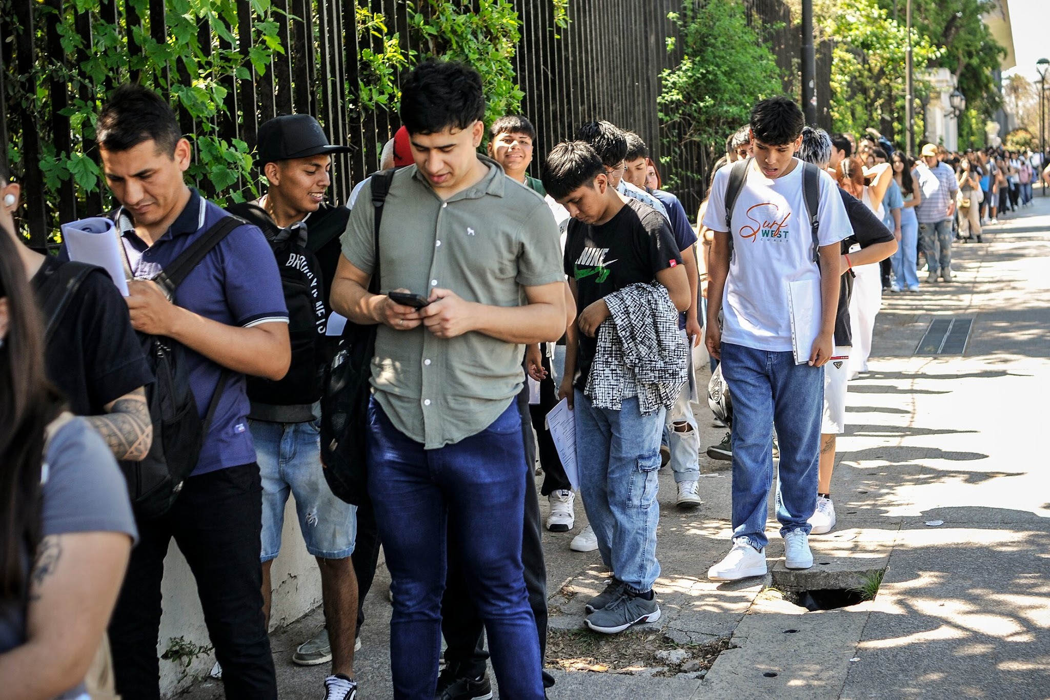 Tres de cada diez desocupados llevan más de un año buscando trabajo.