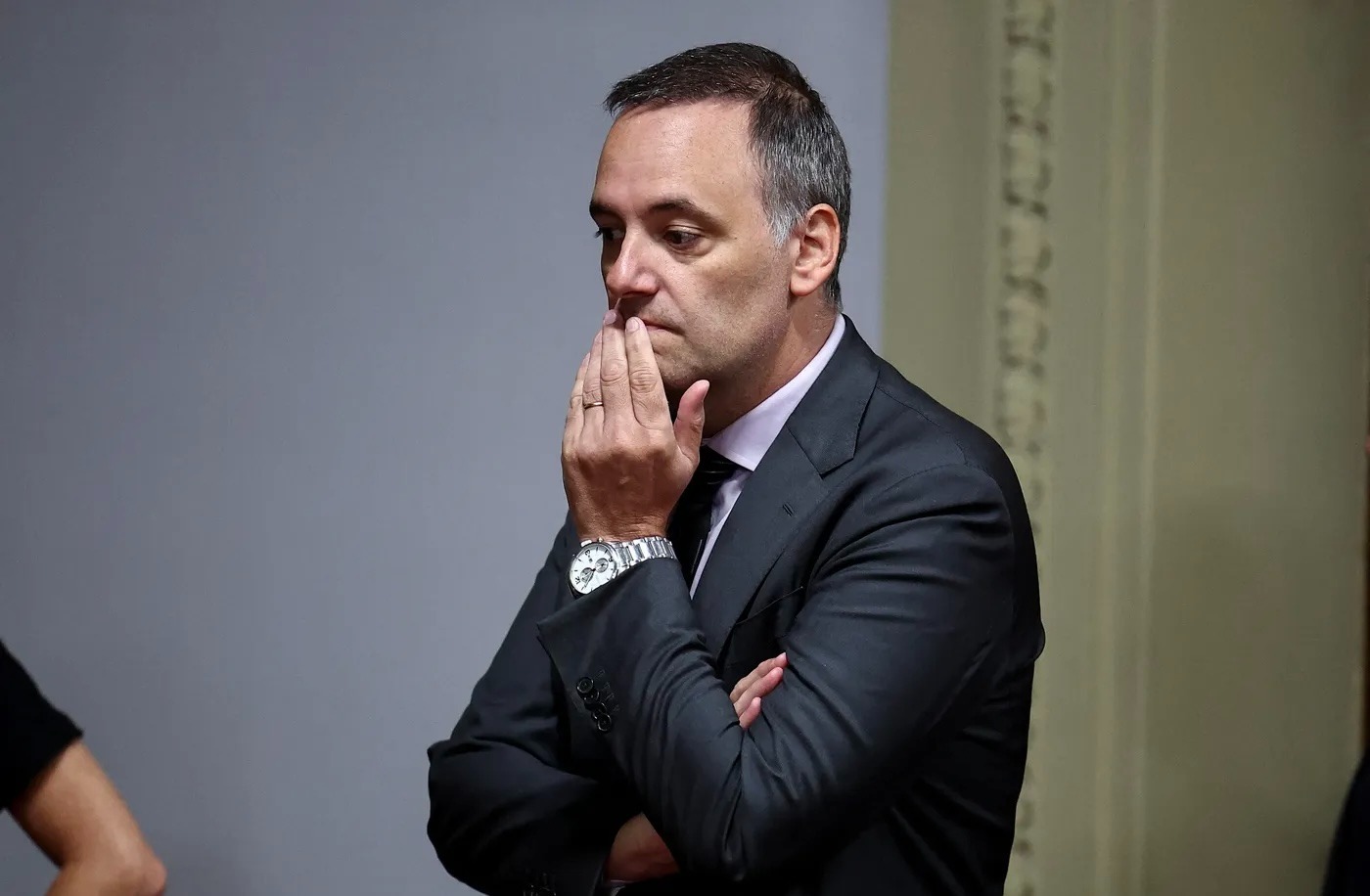 Adorni pidió 15 días más para justificar su patrimonio ante la Justicia.
