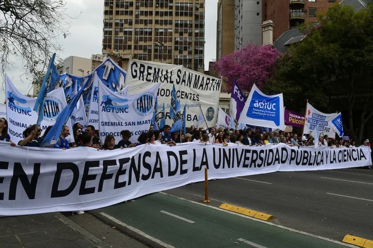 La Justicia ordenó aplicar la Ley de Financiamiento Universitario y cuestionó el decreto del Gobierno.
