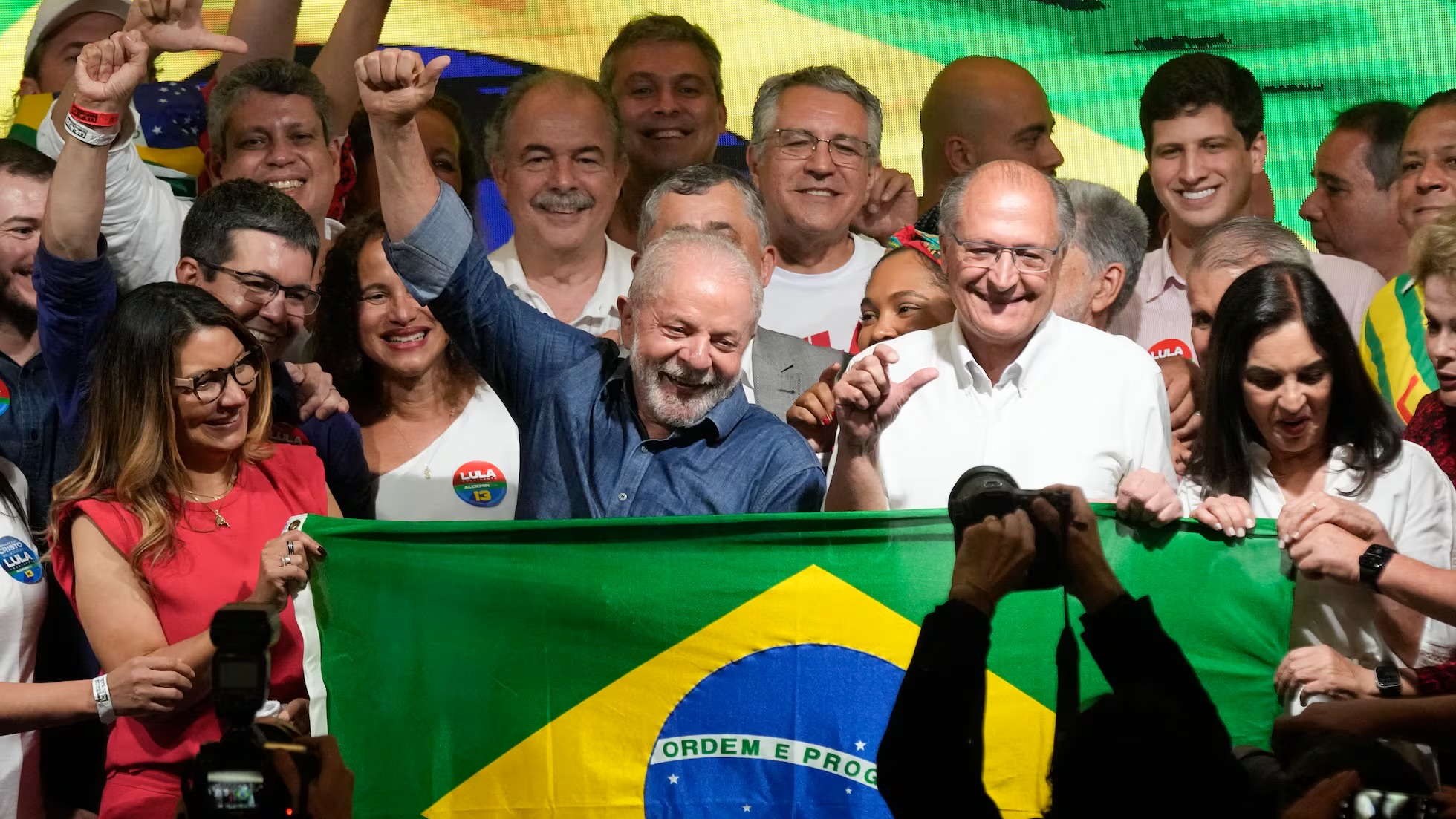 Flávio Bolsonaro pedirá anular las elecciones en Brasil.