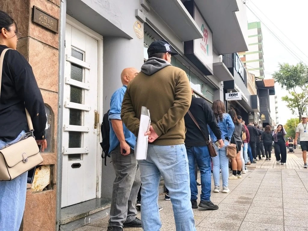 Mar del Plata acumula 17 meses de caída del empleo registrado y crece la precarización laboral.