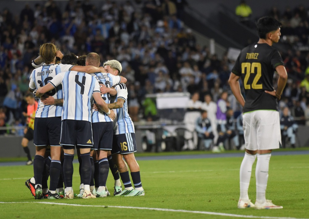 La Selección no viajará a Asia y busca rivales para la última fecha FIFA del año.